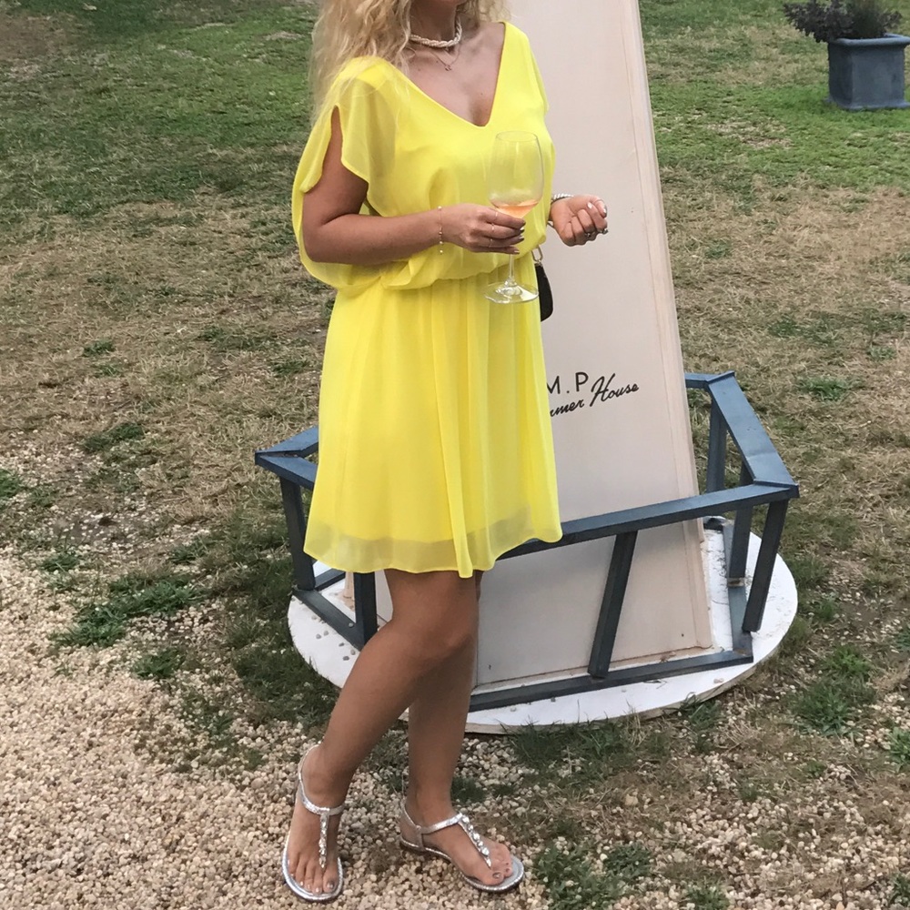Stunning Yellow 213 Silk Dress - Picture 7 of 7